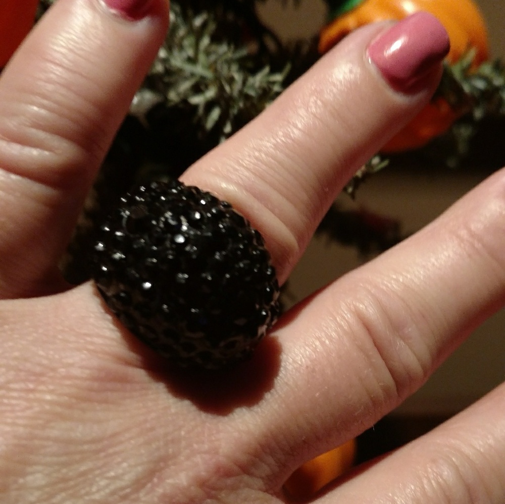 Ring - Picture 1 of 1